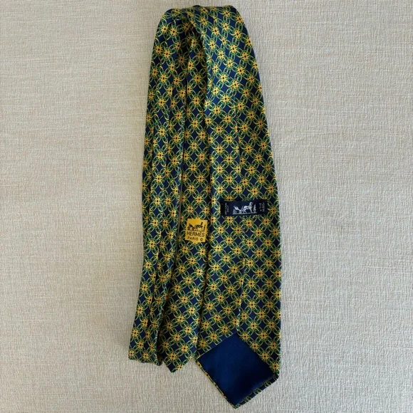 Hermès Equestrian Link silk necktie